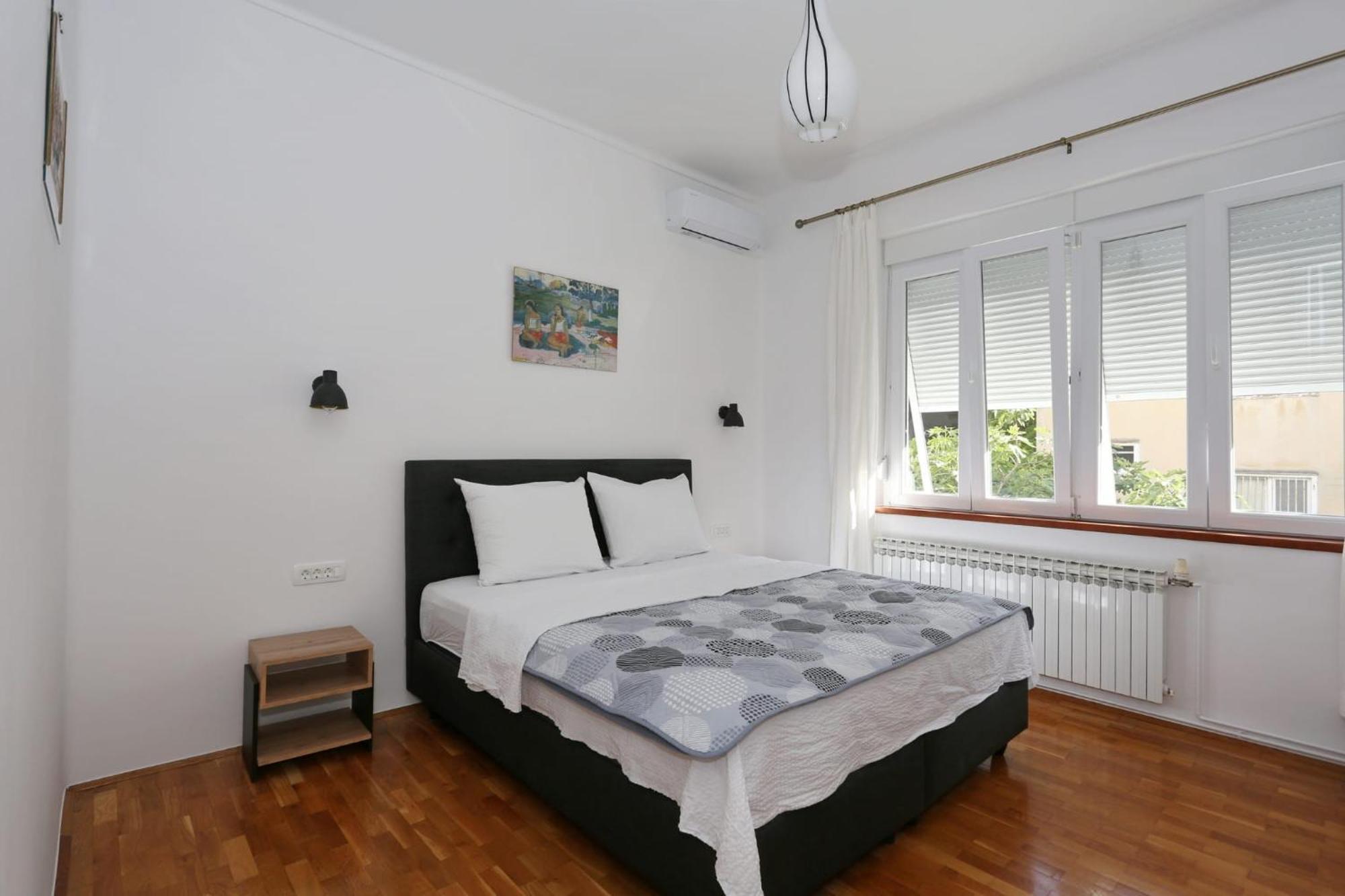 Ljubica Apartment *